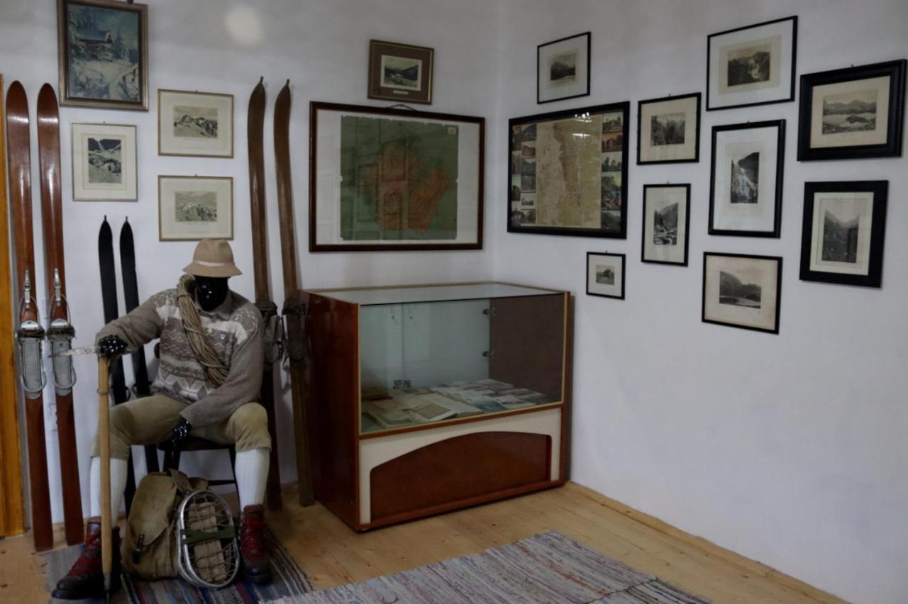 Galeria Turismului Montan Guest House Cartisoara Luaran gambar